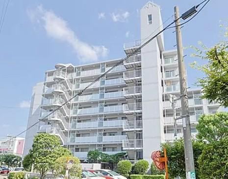 2LDK apartment in Yodogawa Ward, Osaka - Photo 1