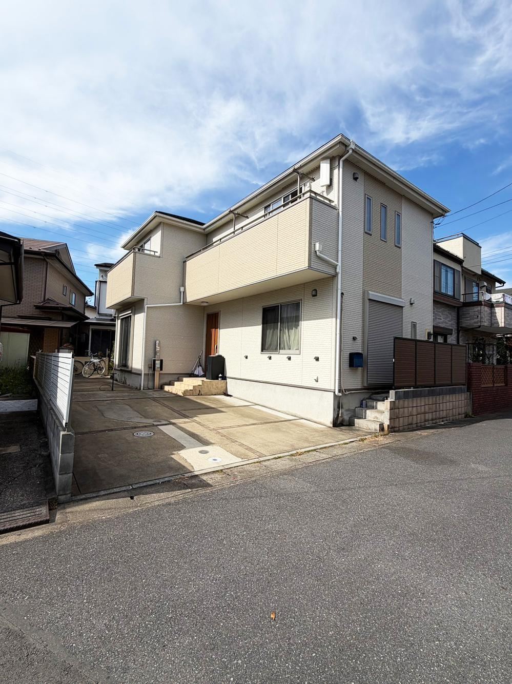 4LDK house in Yashio, Saitama - Photo 1