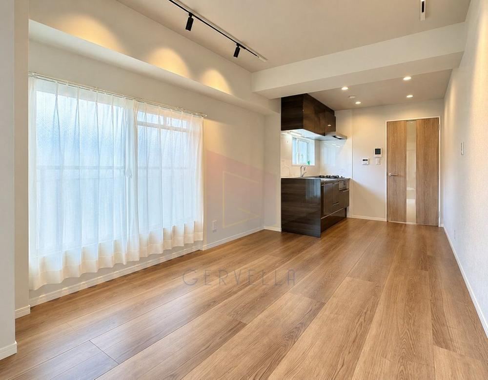 1LDK apartment in Shinjuku Ward, Tokyo - Photo 1