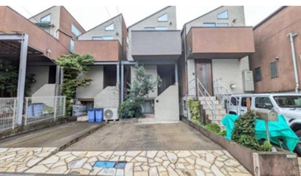 3LDK house in Setagaya Ward, Tokyo - Photo 1