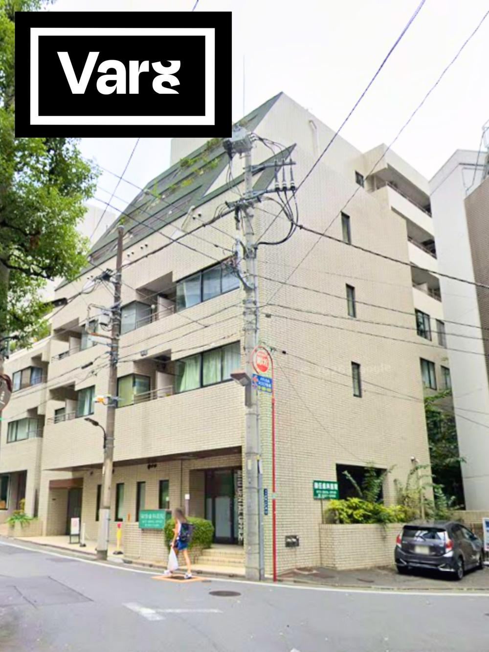 1DK apartment in Minato Ward, Tokyo - Photo 1