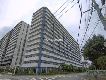 4LDK apartment in Chuo Ward