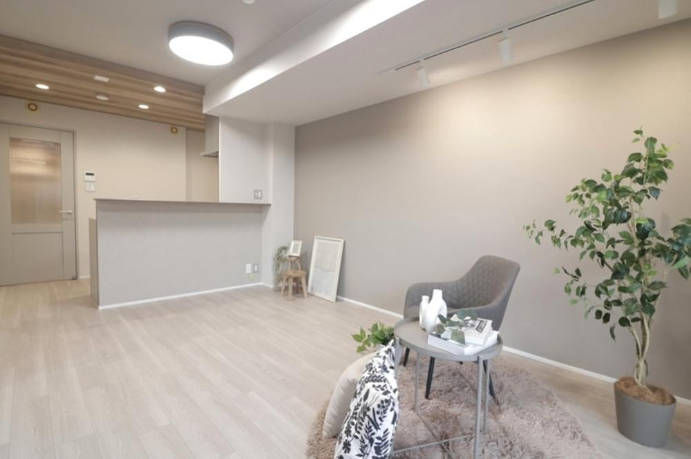 3LDK apartment in Kita Ward, Osaka - Photo 1