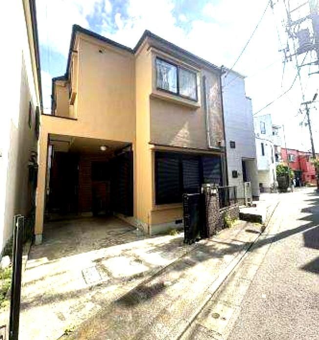 4LDK house in Ota Ward, Tokyo - Photo 1