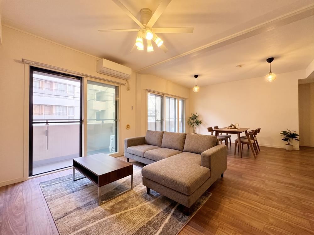 1LDK+S apartment in Nishi Ward, Yokohama, Kanagawa - Photo 1