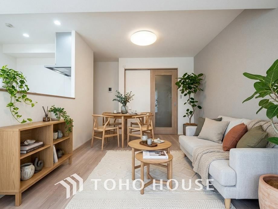 2LDK apartment in Toshima Ward, Tokyo - Photo 1