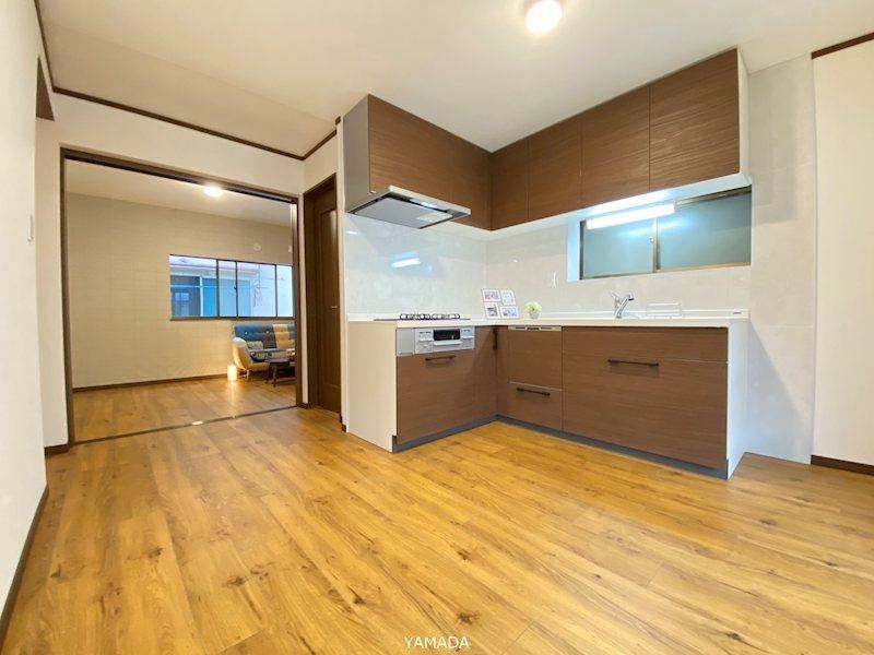 3DK+S house in Settsu, Osaka - Photo 1