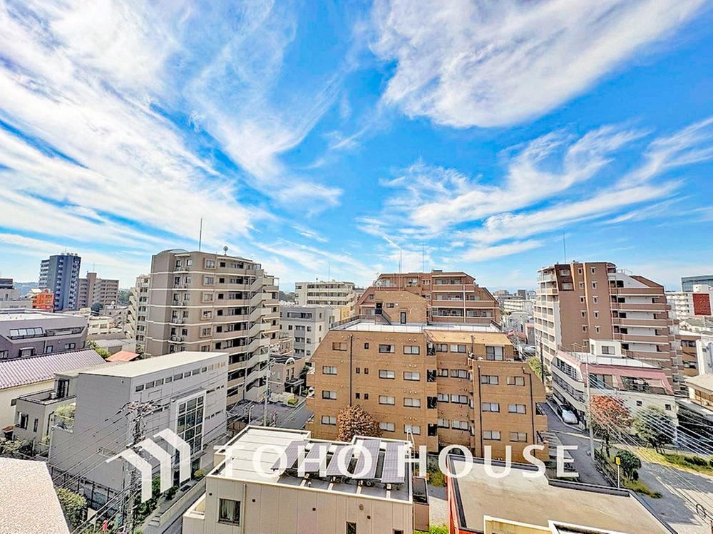 2LDK apartment in Fuchu, Tokyo - Photo 1