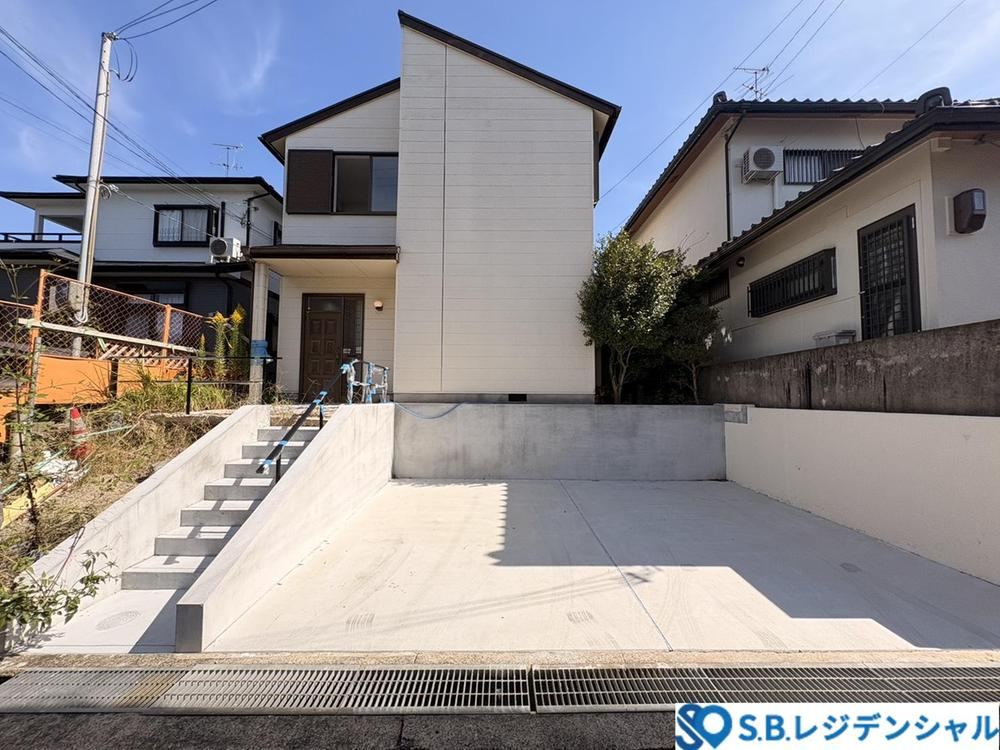 4LDK+S house in Koryo, Kitakatsuragi District, Nara - Photo 1