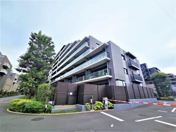 3LDK apartment in Kodaira, Tokyo - Photo 1