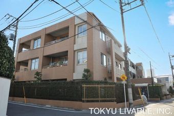 3LDK apartment in Toshima Ward