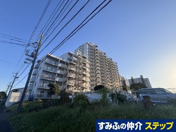 3LDK apartment in Misato, Saitama - Photo 1