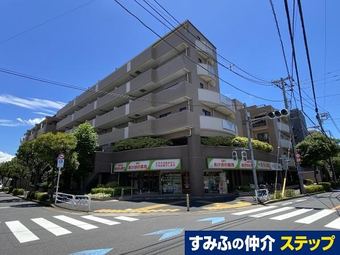 1LDK+2S apartment in Edogawa Ward