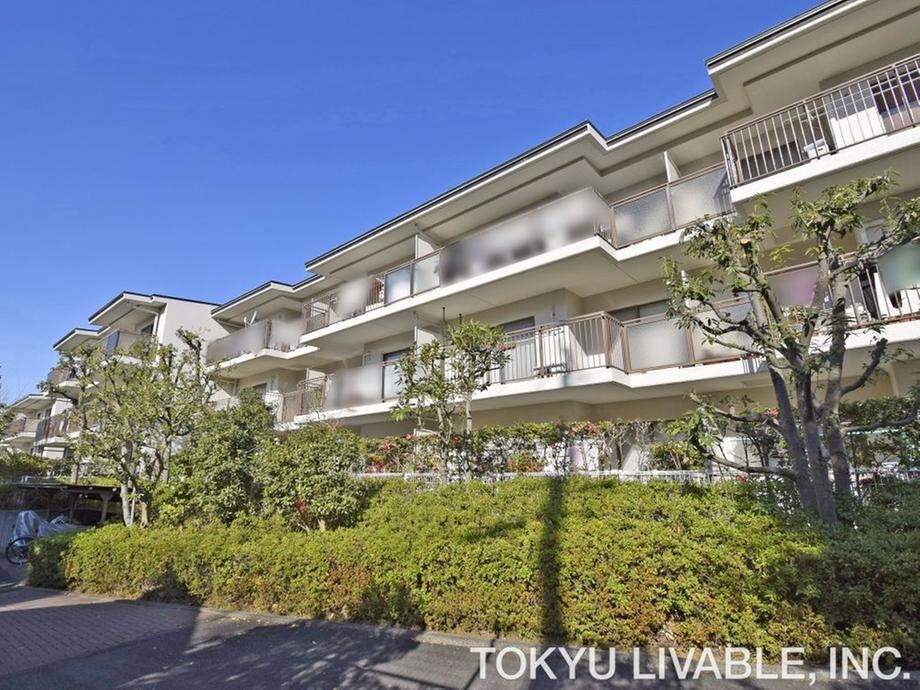 4LDK apartment in Kohoku Ward, Yokohama, Kanagawa - Photo 1
