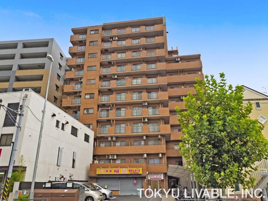 2LDK apartment in Tsurumi Ward, Yokohama, Kanagawa - Photo 1