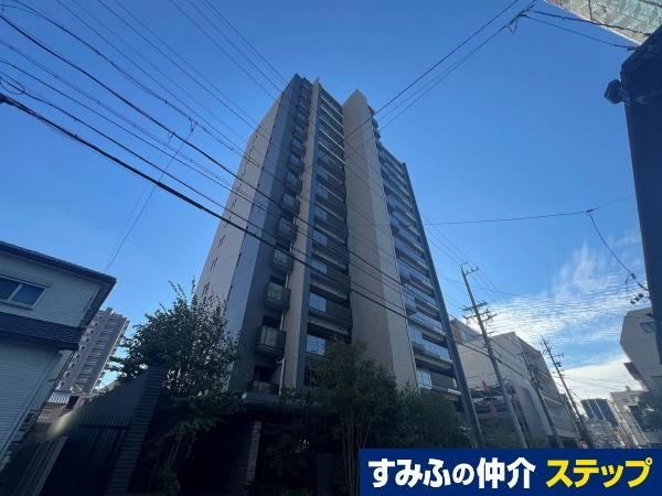 3LDK apartment in Nishi Ward, Nagoya, Aichi - Photo 1