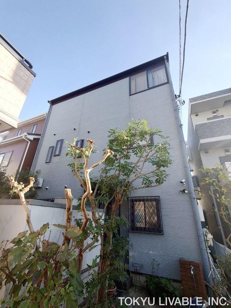 8LDK+S house in Kawaguchi, Saitama - Photo 1