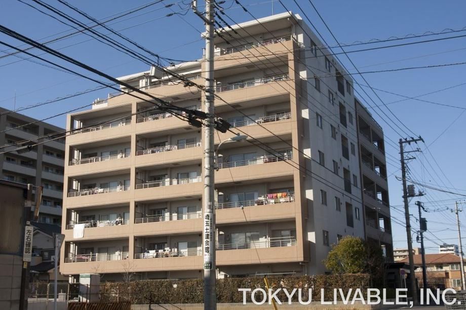 3LDK apartment in Minami Ward, Saitama - Photo 1