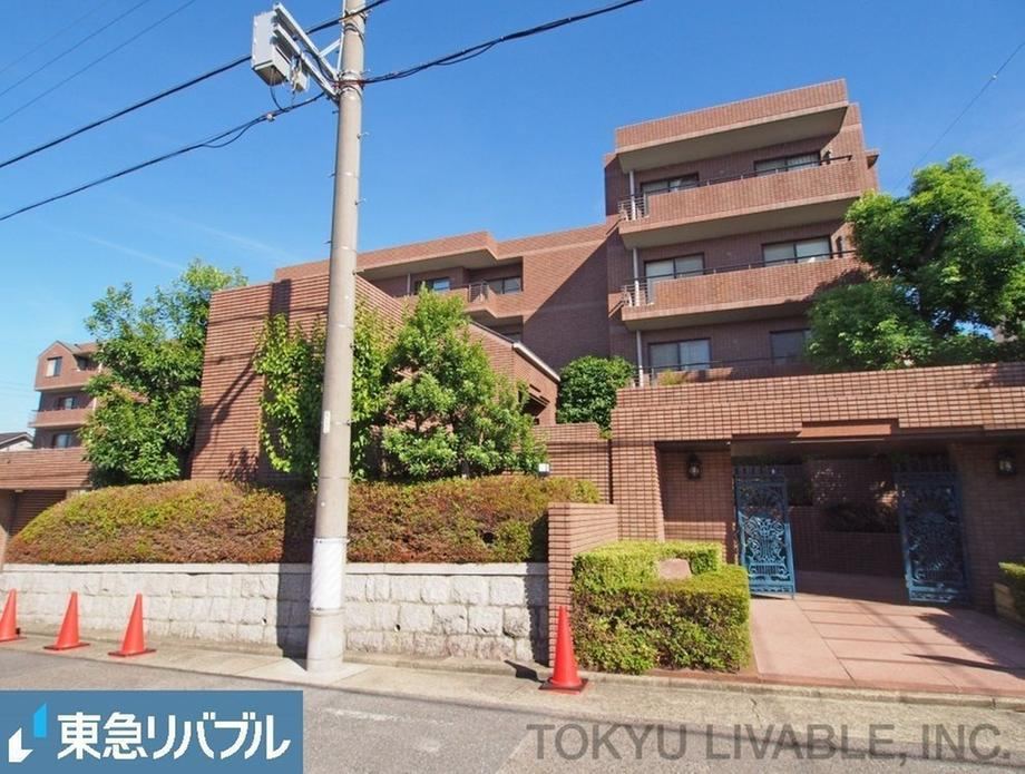 2LDK apartment in Showa Ward, Nagoya, Aichi - Photo 1