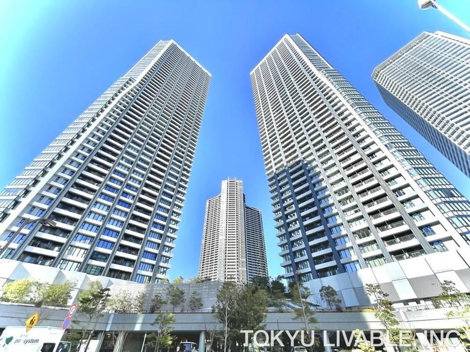 2LDK apartment in Chuo Ward, Tokyo - Photo 1