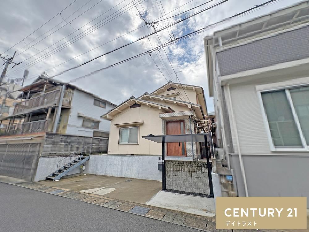 4LDK house in Nagaokakyo, Kyoto - Photo 1