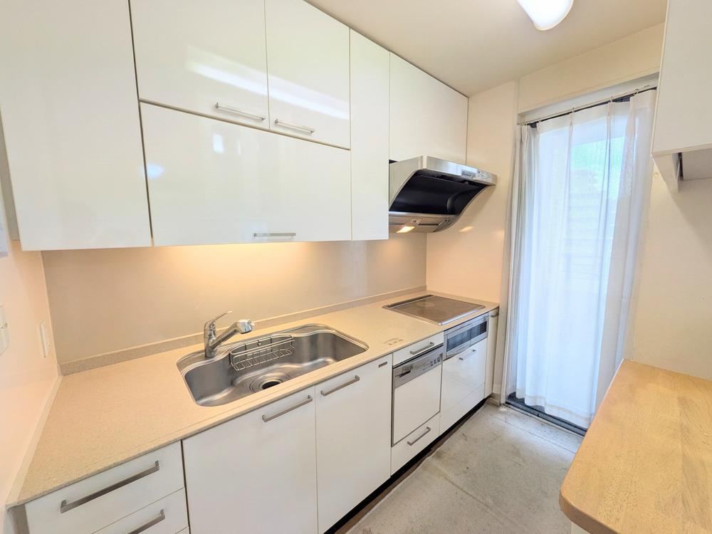 3LDK apartment in Fukushima Ward, Osaka - Photo 1