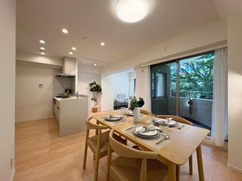 2LDK apartment in Suginami Ward