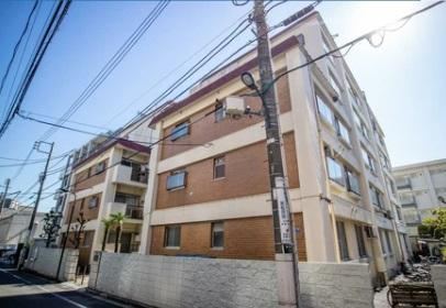1DK apartment in Shinjuku Ward, Tokyo - Photo 1