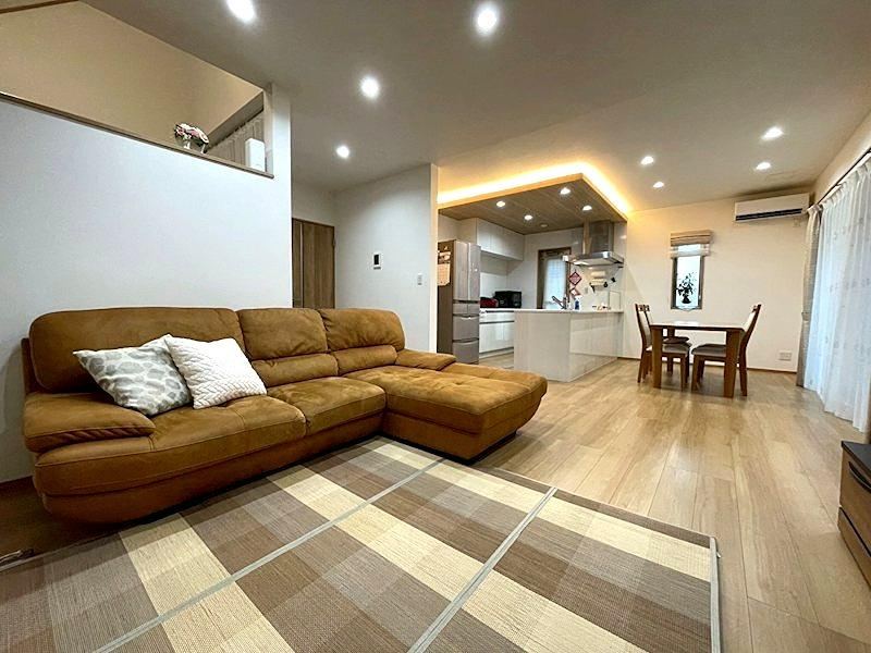 4LDK house in Kokuraminami Ward, Kitakyushu, Fukuoka - Photo 1