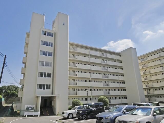 2LDK apartment in Hodogaya Ward, Yokohama, Kanagawa - Photo 1