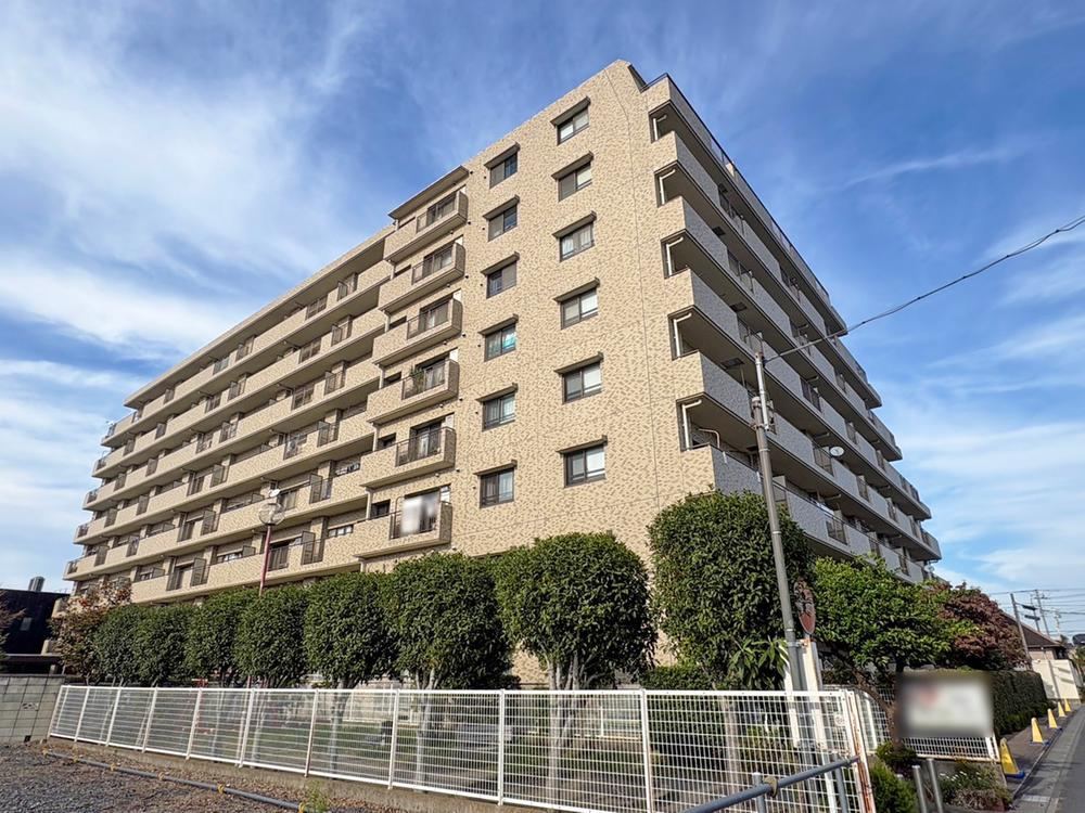 3LDK apartment in Koshigaya, Saitama - Photo 1