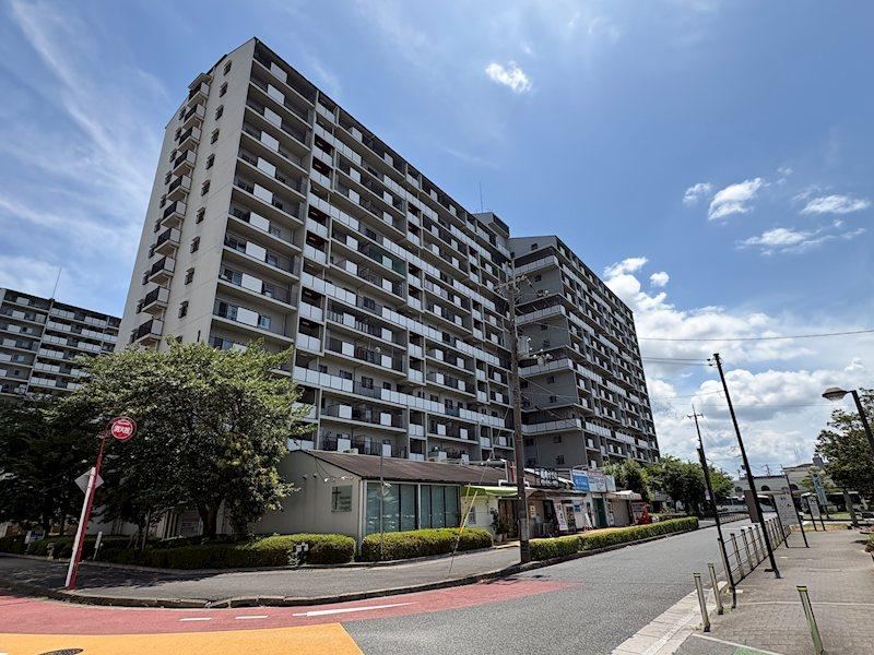 3LDK apartment in Moriyama, Shiga - Photo 1