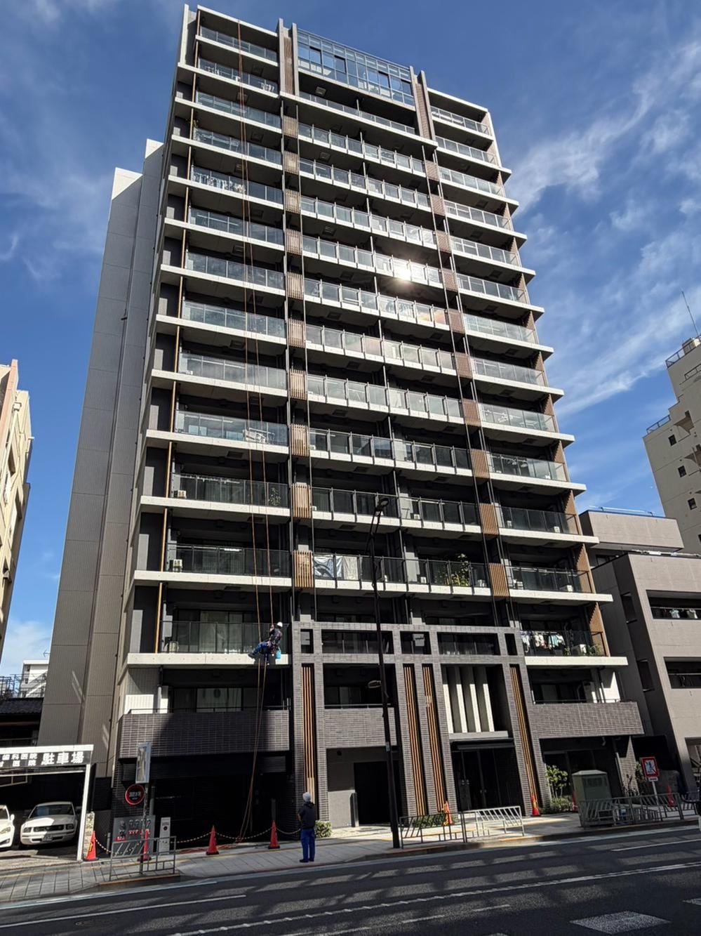 2LDK+S apartment in Taito Ward, Tokyo - Photo 1