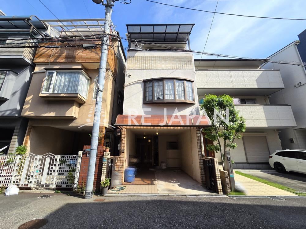 4LDK house in Hirano Ward, Osaka - Photo 1