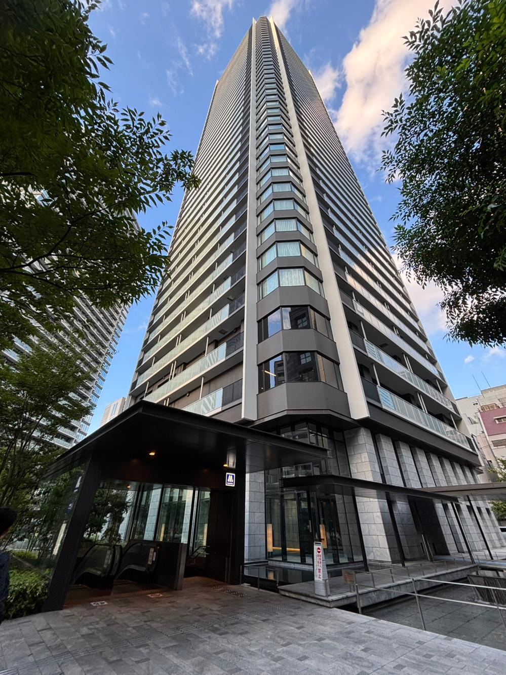 3LDK apartment in Kita Ward, Osaka - Photo 1