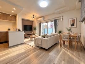 2LDK apartment in Chuo Ward, Osaka - Photo 1