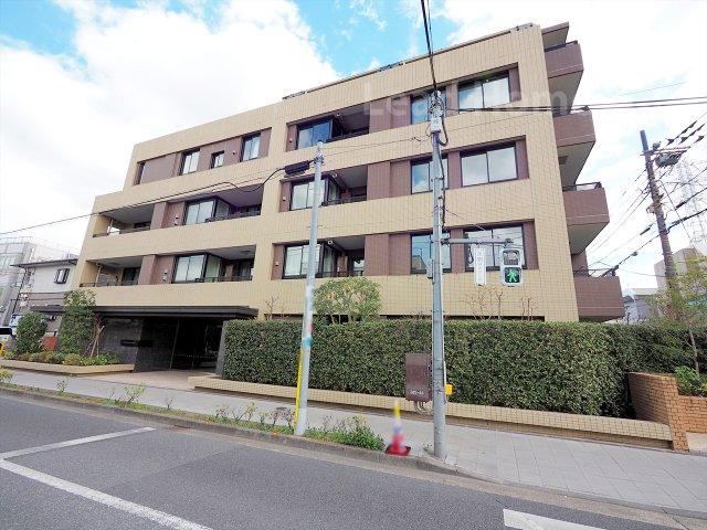 3LDK apartment in Setagaya Ward, Tokyo - Photo 1