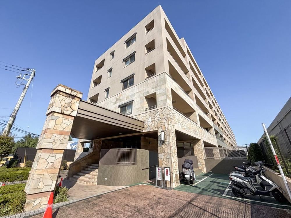 1LDK+2S apartment in Matsudo, Chiba - Photo 1