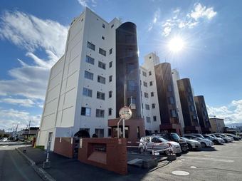 4LDK apartment in Nishi Ward, Sapporo