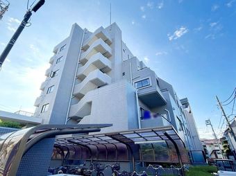 4LDK apartment in Itabashi Ward