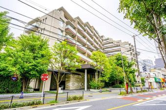 3LDK apartment in Shinagawa Ward