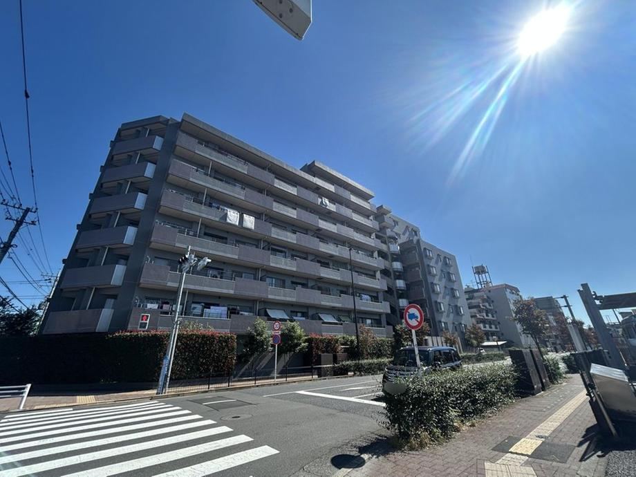 3LDK apartment in Koganei, Tokyo - Photo 1