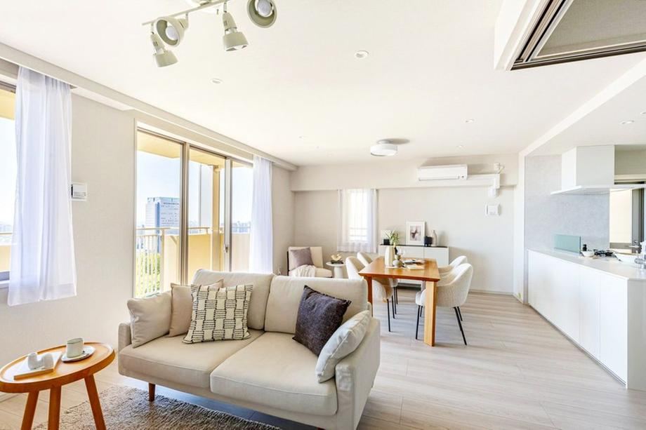 3LDK apartment in Toyonaka, Osaka - Photo 1