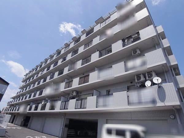 4LDK apartment in Chiryu, Aichi - Photo 1