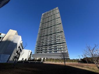 3LDK apartment in Mihama Ward, Chiba City