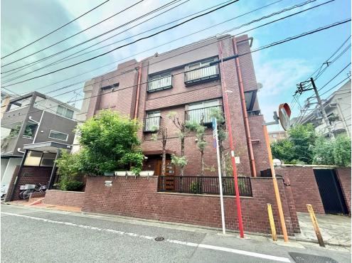 1LDK apartment in Meguro Ward, Tokyo - Photo 1