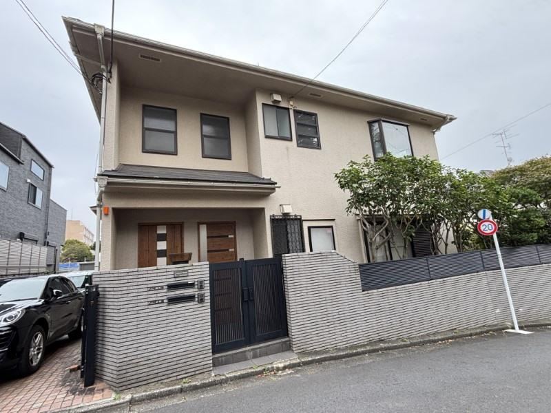 3LDK+S house in Ota Ward, Tokyo - Photo 1