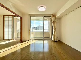 3LDK apartment in Koto Ward