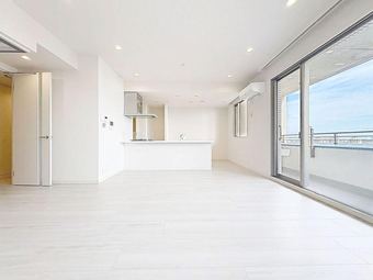 3LDK apartment in Mihama Ward, Chiba City