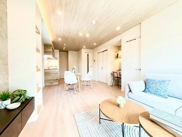 2LDK apartment in Shibuya Ward, Tokyo - Photo 1